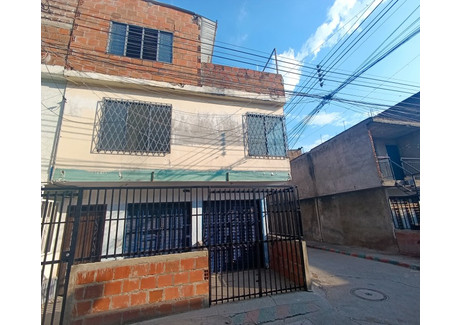 Dom na sprzedaż - Cl. 80b #26-41, Cali, Valle del Cauca, Colombia Cali, Kolumbia, 230 m², 43 786 USD (179 524 PLN), NET-100684838