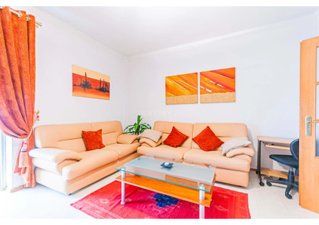 Mieszkanie na sprzedaż - Loures, Portugalia, 81 m², 244 248 USD (974 551 PLN), NET-96575509