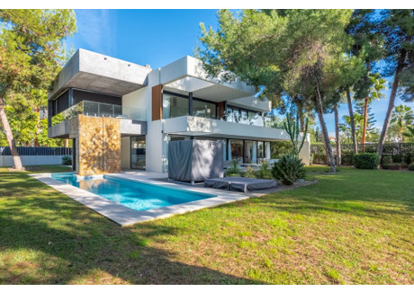 Dom na sprzedaż - Marbella, Hiszpania, 437 m², 4 262 527 USD (16 368 105 PLN), NET-100553228