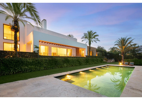 Dom na sprzedaż - Marbella, Hiszpania, 778 m², 4 958 232 USD (19 535 435 PLN), NET-96826827