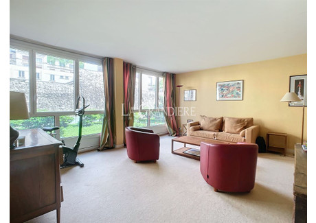 Mieszkanie na sprzedaż - Paris, Francja, 66 m², 619 734 USD (2 429 356 PLN), NET-97761502