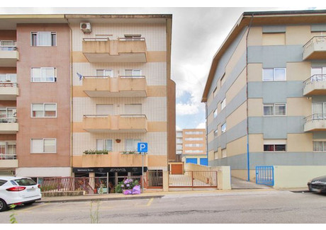 Mieszkanie na sprzedaż - Porto, Valongo, Ermesinde, Portugalia, 108 m², 196 976 USD (772 146 PLN), NET-98390469