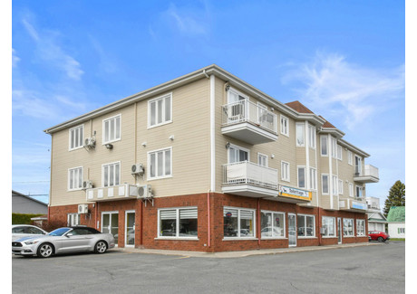 Mieszkanie na sprzedaż - 229 Rue du Cardinal, Saint-Amable, QC J0L1N0, CA Saint-Amable, Kanada, 83 m², 214 826 USD (846 414 PLN), NET-96853324