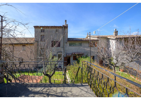 Dom na sprzedaż - Costacciaro Włochy, 144 m², 128 394 USD (523 848 PLN), NET-96287864
