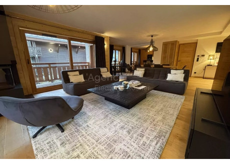 Mieszkanie na sprzedaż - Megeve, Francja, 217 m², 3 845 614 USD (15 959 299 PLN), NET-101792170