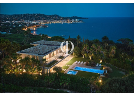 Dom na sprzedaż - Sainte-Maxime, Francja, 366 m², 7 171 551 USD (29 403 358 PLN), NET-94913076