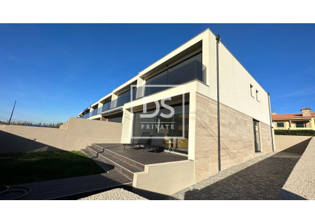 Dom na sprzedaż - Vila Do Conde, Portugalia, 136 m², 556 754 USD (2 154 637 PLN), NET-95335275