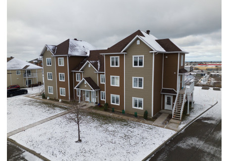 Mieszkanie na sprzedaż - 380 Rue Georges-Préfontaine, Rimouski, QC G5M0L8, CA Rimouski, Kanada, 92 m², 185 413 USD (754 630 PLN), NET-102943851