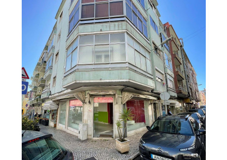 Komercyjne na sprzedaż - Loures, Portugalia, 65,8 m², 190 471 USD (750 455 PLN), NET-97103645