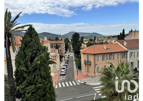 Mieszkanie na sprzedaż - Hyeres, Francja, 45 m², 221 829 USD (889 536 PLN), NET-100940809