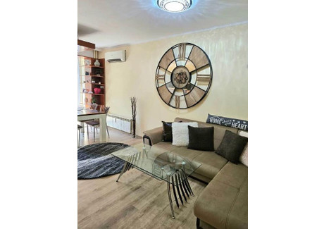 Mieszkanie do wynajęcia - Център/Centar Пловдив/plovdiv, Bułgaria, 118 m², 576 USD (2362 PLN), NET-101259766