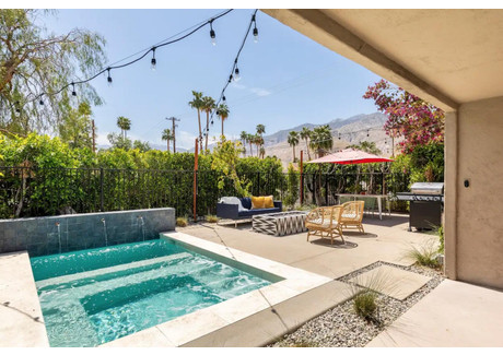 Dom na sprzedaż - 1328 E Camino Primrose Palm Springs, Usa, 129,41 m², 899 000 USD (3 730 850 PLN), NET-102371686