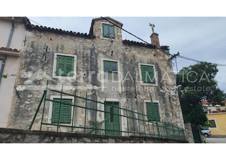 Dom na sprzedaż - Šibenik Chorwacja, 145 m², 216 282 USD (884 595 PLN), NET-97465437