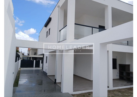 Dom na sprzedaż - Seixal, Portugalia, 140 m², 376 992 USD (1 515 509 PLN), NET-96795412
