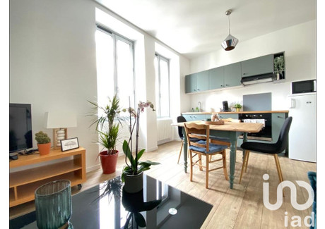 Mieszkanie na sprzedaż - Clermont-Ferrand, Francja, 52 m², 153 245 USD (628 306 PLN), NET-99457846