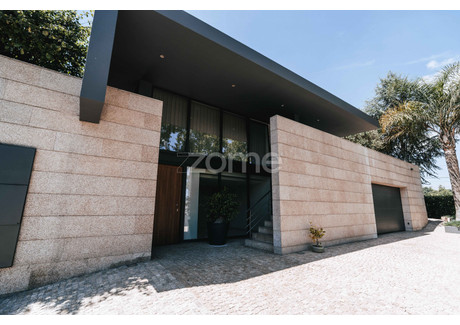 Dom na sprzedaż - Guimaraes, Portugalia, 497 m², 718 648 USD (2 946 456 PLN), NET-99040900