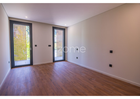 Mieszkanie na sprzedaż - Guimaraes, Portugalia, 155 m², 364 704 USD (1 466 109 PLN), NET-99968328