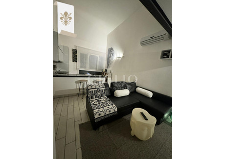 Mieszkanie na sprzedaż - Firenze, Włochy, 60 m², 418 373 USD (1 648 390 PLN), NET-97447729