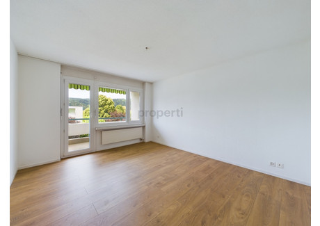 Mieszkanie na sprzedaż - Nebikon, Szwajcaria, 94 m², 696 759 USD (2 675 554 PLN), NET-100945277