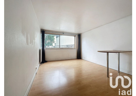 Mieszkanie na sprzedaż - Puteaux, Francja, 21 m², 203 663 USD (782 066 PLN), NET-100973399