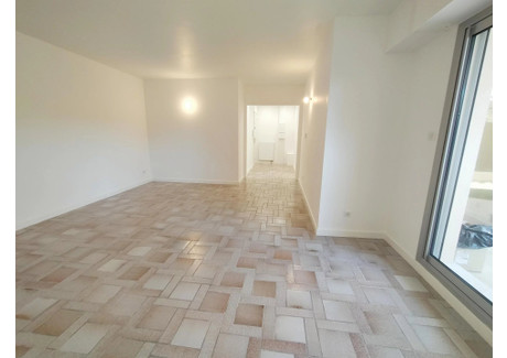 Mieszkanie na sprzedaż - Vallauris, Francja, 68,65 m², 304 238 USD (1 262 587 PLN), NET-100065941