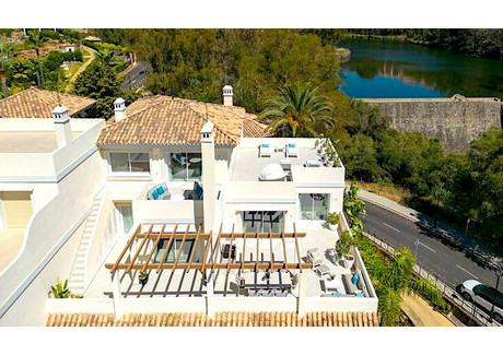 Mieszkanie na sprzedaż - Marbella, Málaga, Hiszpania, 252 m², 2 152 672 USD (8 481 529 PLN), NET-97563918