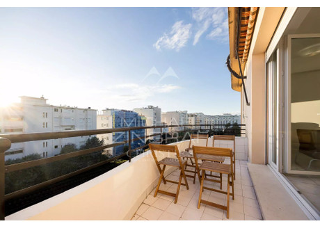 Mieszkanie na sprzedaż - Cannes, Francja, 77,89 m², 516 480 USD (2 143 394 PLN), NET-103197503