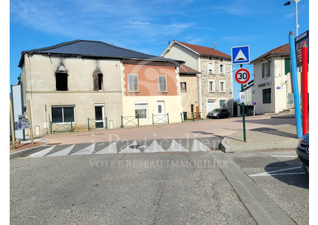 Dom na sprzedaż - Izeaux, Francja, 400 m², 39 183 USD (157 906 PLN), NET-97700022