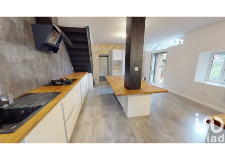 Dom na sprzedaż - Châtel-Guyon, Francja, 80 m², 186 596 USD (759 445 PLN), NET-101615747