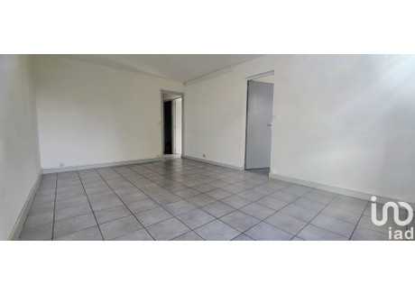 Mieszkanie na sprzedaż - Angouleme, Francja, 62 m², 88 063 USD (360 176 PLN), NET-100728721