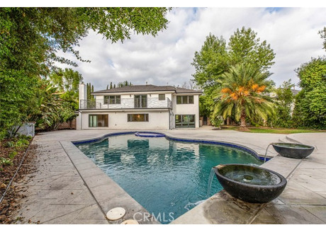 Dom do wynajęcia - 17260 Quesan Place Encino (Los Angeles), Usa, 345 m², 11 500 USD (46 230 PLN), NET-101717738