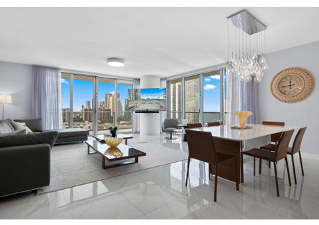 Mieszkanie na sprzedaż - 300 Sunny Isles Blvd. Sunny Isles Beach, Usa, 175 m², 1 750 000 USD (7 175 000 PLN), NET-98760348