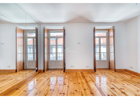 Mieszkanie na sprzedaż - Lisboa, Portugalia, 78 m², 629 229 USD (2 466 577 PLN), NET-99637344