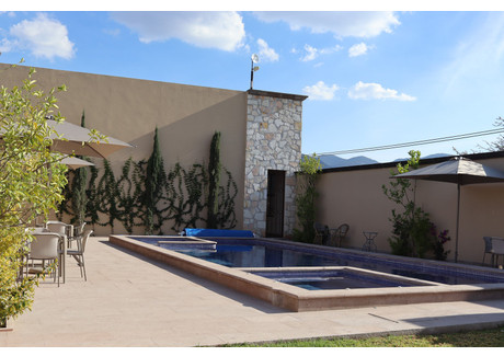 Dom na sprzedaż - KM 2. NE. NE CAMINO A ALCOCER KM 2. San Miguel De Allende, Meksyk, 316 m², 468 000 USD (1 914 120 PLN), NET-99258786