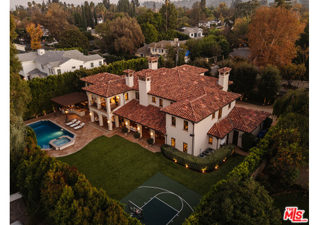 Dom na sprzedaż - 17441 Weddington ST Encino, Usa, 761 m², 5 595 000 USD (23 219 250 PLN), NET-103290743