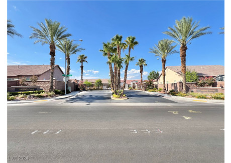 Dom do wynajęcia - 7217 Fern Meadow Las Vegas, Usa, 244 m², 2750 USD (11 193 PLN), NET-100153470