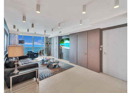 Dom na sprzedaż - 18201 Collins Ave Sunny Isles Beach, Usa, 152 m², 1 900 000 USD (7 315 000 PLN), NET-100152776