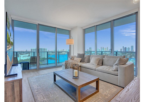 Dom do wynajęcia - 16385 Biscayne Blvd North Miami Beach, Usa, 144 m², 6200 USD (25 234 PLN), NET-100521867