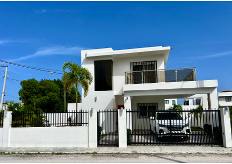 Dom na sprzedaż - 2 Bedroom Single Family Home in Bávaro Punta Cana, Dominikana, 111 m², 175 000 USD (715 750 PLN), NET-101768685