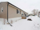 Dom na sprzedaż - 305 Gregoire Crescent Fort Mcmurray, Kanada, 112 m², 123 819 USD (507 658 PLN), NET-102842989