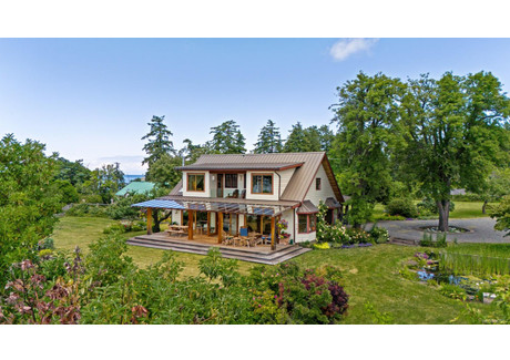 Dom na sprzedaż - 1835 Shingle Spit Rd Hornby Island, Kanada, 234 m², 2 855 878 USD (11 623 423 PLN), NET-100153161