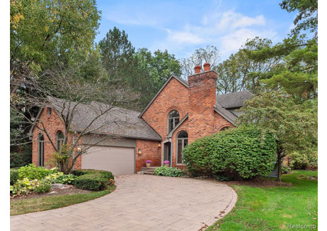 Dom na sprzedaż - 170 KIRKWOOD Court Bloomfield Hills, Usa, 319 m², 999 000 USD (3 906 090 PLN), NET-101102619