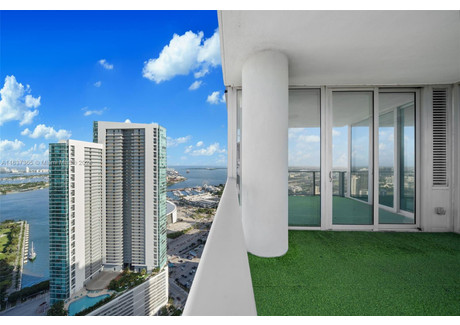 Mieszkanie do wynajęcia - 851 1st Ave Miami, Usa, 204 m², 9000 USD (36 900 PLN), NET-100152814