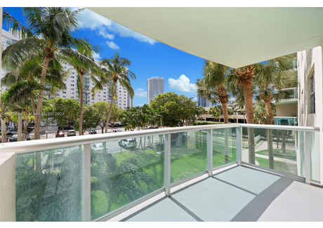 Dom do wynajęcia - 19390 Collins Ave Sunny Isles Beach, Usa, 141 m², 3000 USD (12 210 PLN), NET-100726970