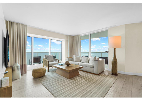 Mieszkanie na sprzedaż - 505 Ft Lauderdale Bch Blvd Fort Lauderdale, Usa, 95 m², 669 000 USD (2 742 900 PLN), NET-101647061