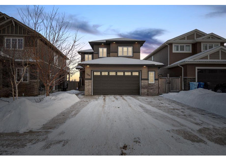 Dom na sprzedaż - 788 Heritage Drive Fort Mcmurray, Kanada, 198 m², 516 136 USD (2 100 673 PLN), NET-102944814