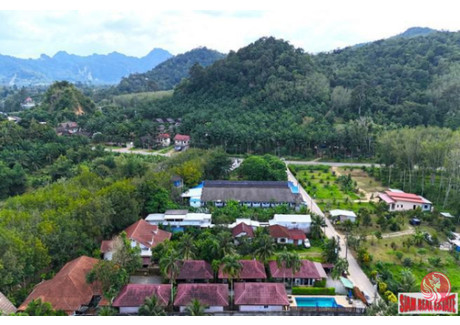 Komercyjne na sprzedaż - Ao Nang, Tajlandia, 586 m², 662 618 USD (2 749 863 PLN), NET-102428671