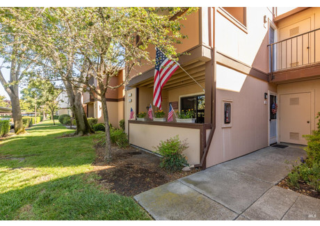 Dom na sprzedaż - 8201 Camino Colegio None Rohnert Park, Usa, 56 m², 315 000 USD (1 282 050 PLN), NET-100153504