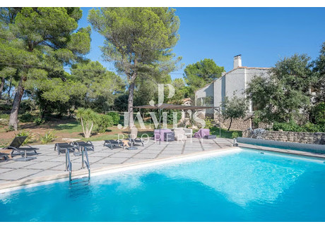 Dom na sprzedaż - Les Baux-De-Provence, Francja, 260 m², 3 025 851 USD (11 619 267 PLN), NET-100776888