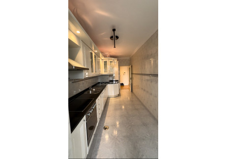 Mieszkanie na sprzedaż - Gulpilhares e Valadares Vila Nova De Gaia, Portugalia, 153 m², 350 779 USD (1 350 498 PLN), NET-99800369